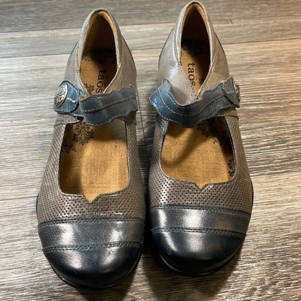 Taos footwear leather shoes woman’s size 7 (f51)